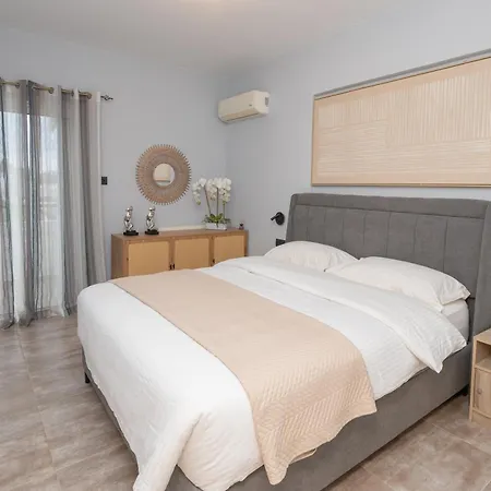 Blue Angel 2 Bedroom With Sea View * 코스 타운