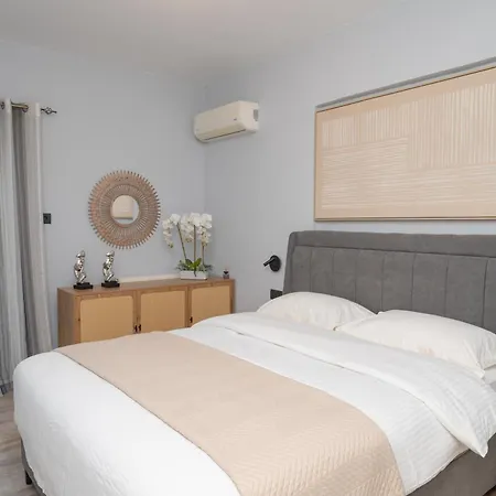 아파트 Blue Angel 2 Bedroom With Sea View 코스 타운