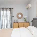 Blue Angel 2 Bedroom With Sea View Апартаменты