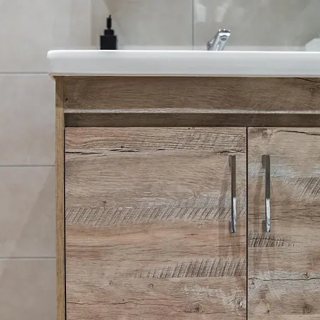 Blue Angel 2 Bedroom With Sea View *