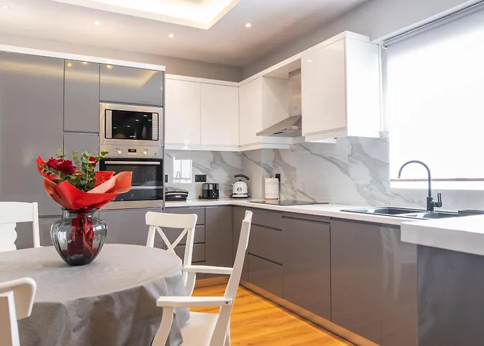 Appartement Blue Angel 2 Bedroom With Sea View *