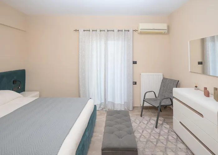 Blue Angel 2 Bedroom With Sea View